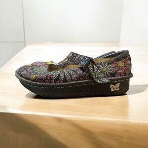 Alegria Dayna Daisy Chain Women's Mary Jane  Professional Size 37 (US 7 - 7.5)